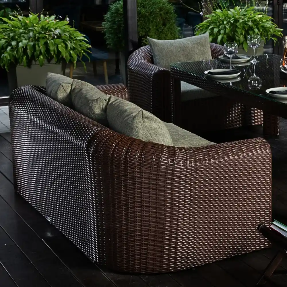 Velká třímístná pohovka AMPIR Terico. Klikněte pro zobrazení podrobných informací.