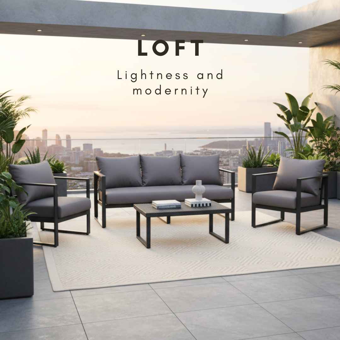 Zahradní nábytková sada LOFT Terico. Skládá se ze dvou křesel, třímístné pohovky a konferenčního stolku. Grafitová.