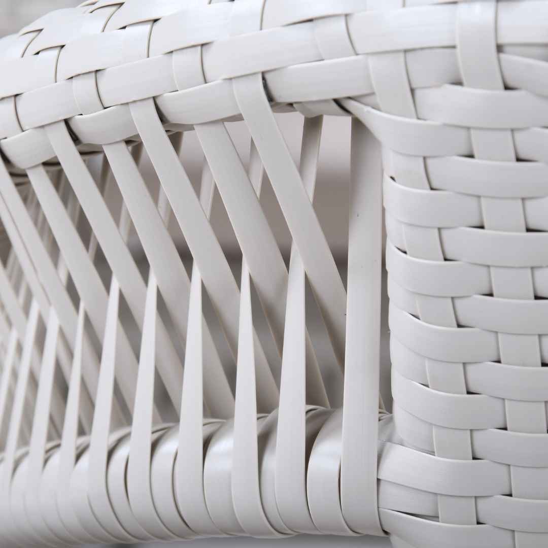 Odpočinková souprava z umělého ratanu VERONA. Skládá se ze 2 křesel a pohovky. Olivová barva