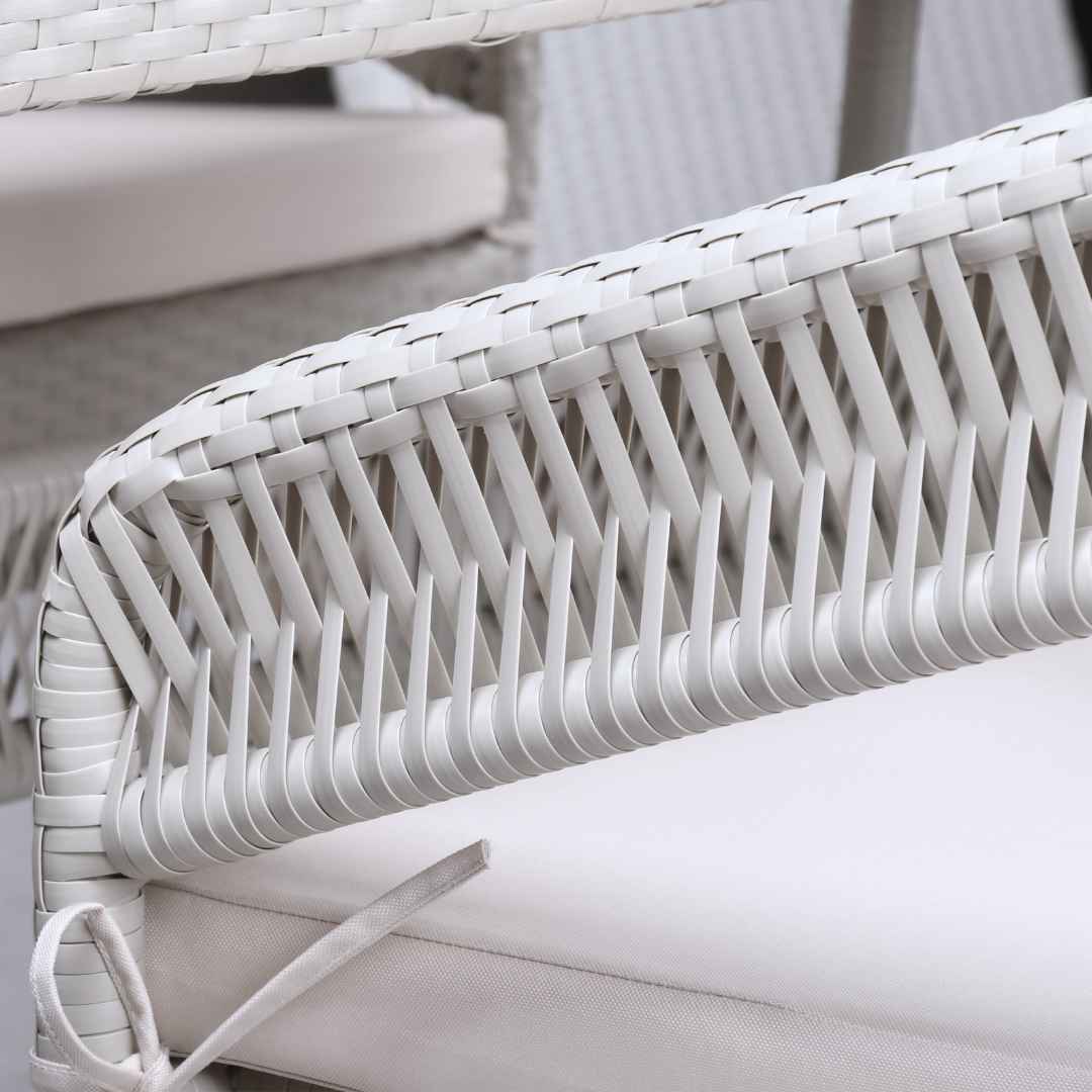 Odpočinková souprava z umělého ratanu VERONA. Skládá se ze 2 křesel a pohovky. Olivová barva